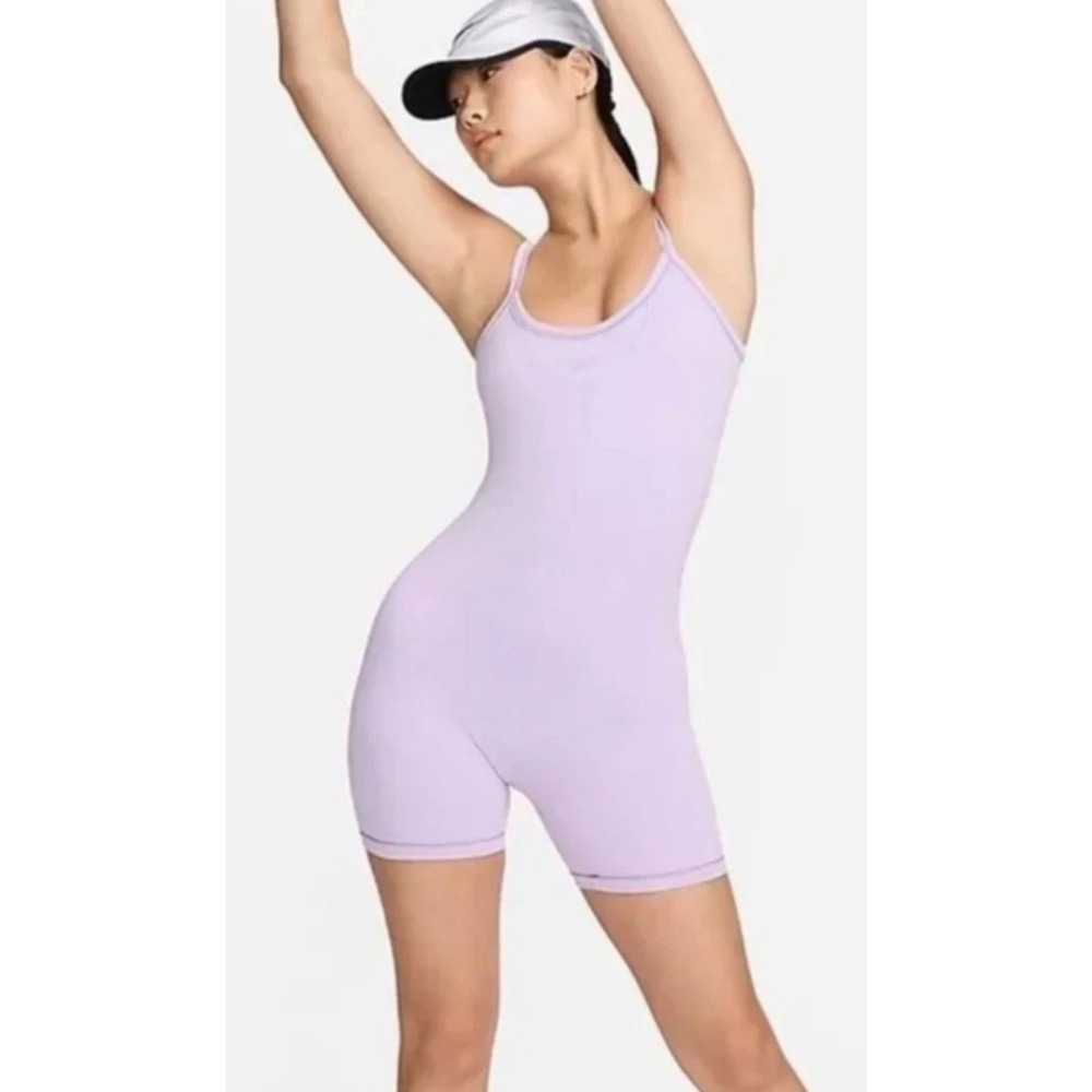Nike‎ E2058 Zenvy Women DriFIT Bodysuit Stretch Yoga Fitness Purple XL NWT